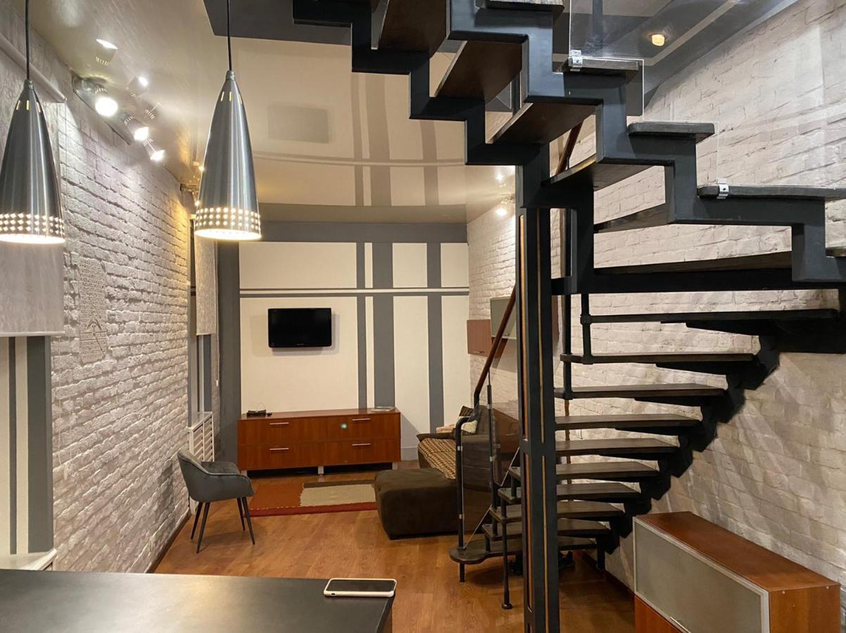 Apt In The Center Of The Town Near The Opera House Apartment Lviv Bagian luar foto