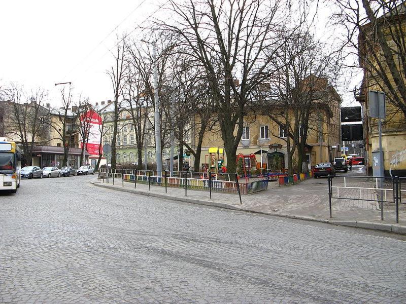 Apt In The Center Of The Town Near The Opera House Apartment Lviv Bagian luar foto